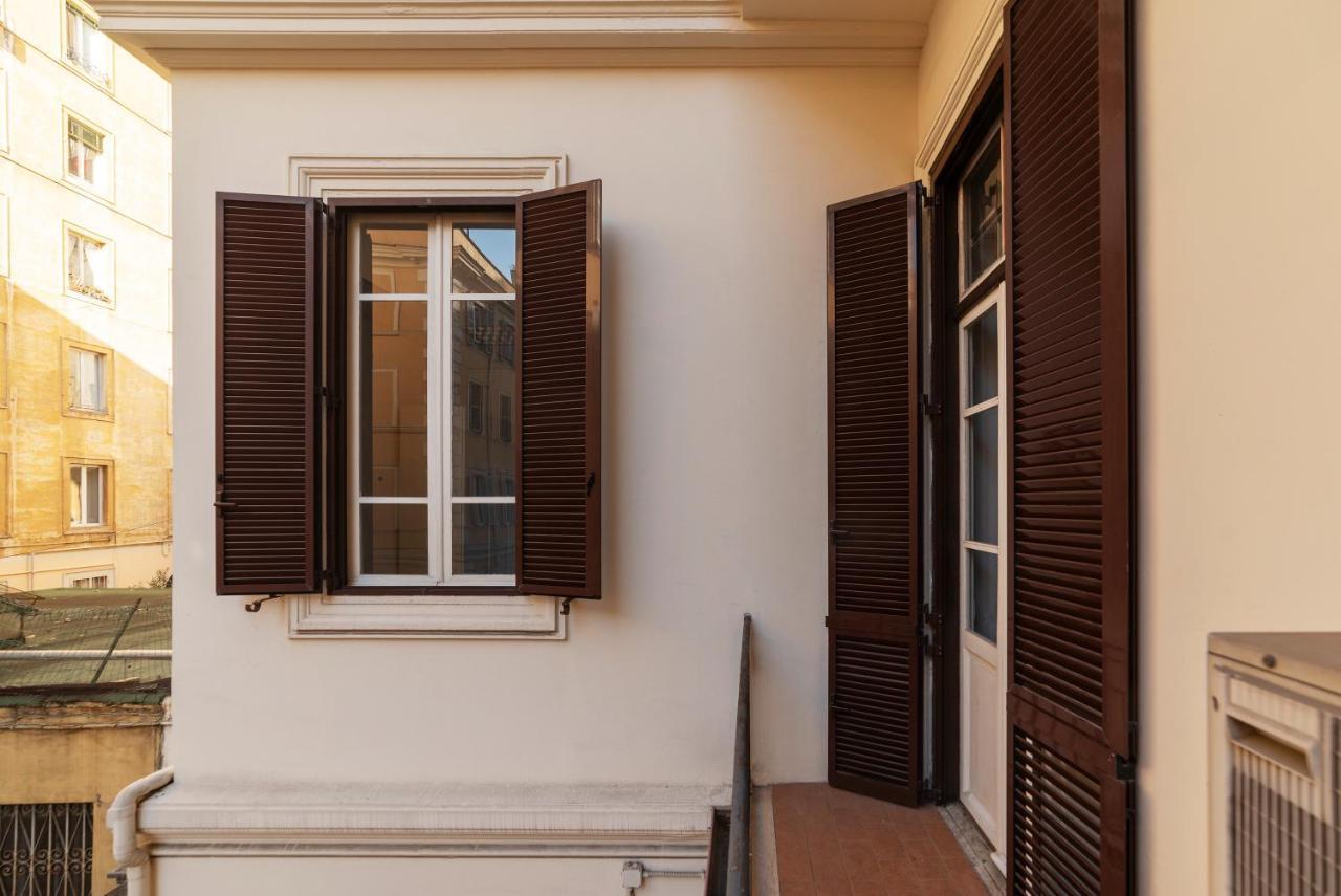 Guesthost - Residence Borgognoni Apartments — Foto 1